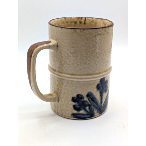 Vintage Artisan Salt Glazed Stoneware Creamer Mug Tan with Blue Flowers 24oz - Picture 3 of 8